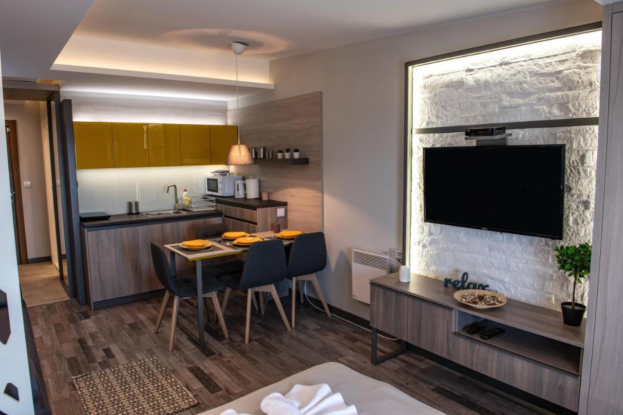 Deltalux Apartmani Milmari Κοπαόνικ Εξωτερικό φωτογραφία