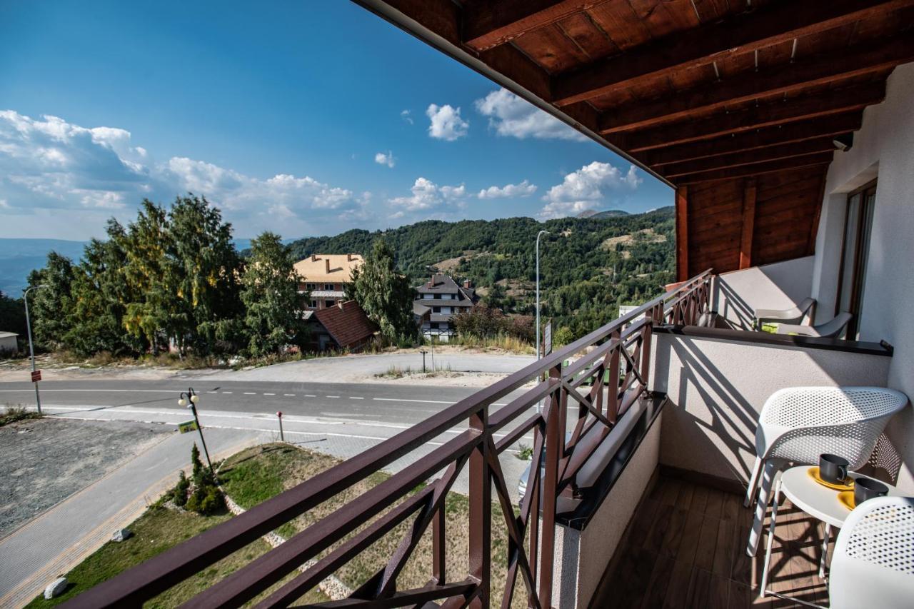 Deltalux Apartmani Milmari Κοπαόνικ Εξωτερικό φωτογραφία